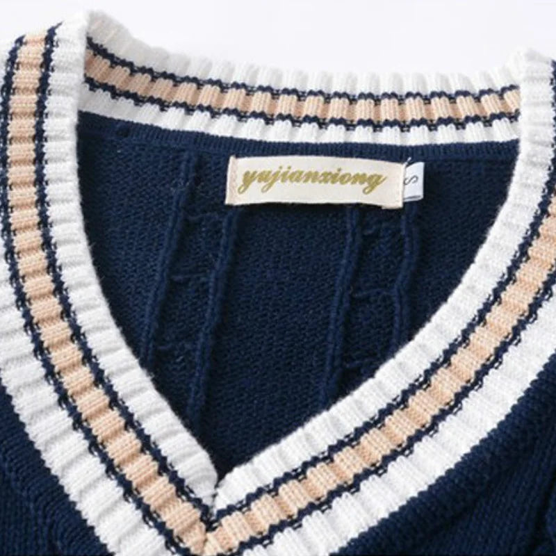 No. 26 Knit Vest