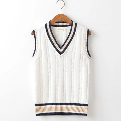 No. 26 Knit Vest